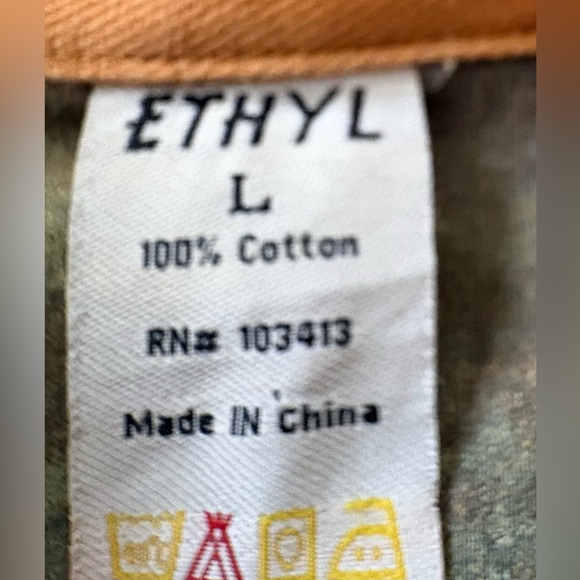 Vintage ETHYL”S LG Golden Brown Jacket with Graphic Wild West Lining - Picture 2 of 14